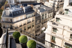 Four Seasons Hotel & Resorts George V - Penthouse Suite Terrace © Gregoire Gardette  (1)