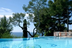 Four Seasons Le Grand-Hôtel du Cap-Ferrat Villa Rose Pierre pool view