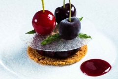 La Bouitte Restaurant René  Maxime Meilleur Cerises cuites et crues opaline verveine