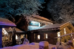 La Bouitte Restaurant René  Maxime Meilleur Facade de nuit