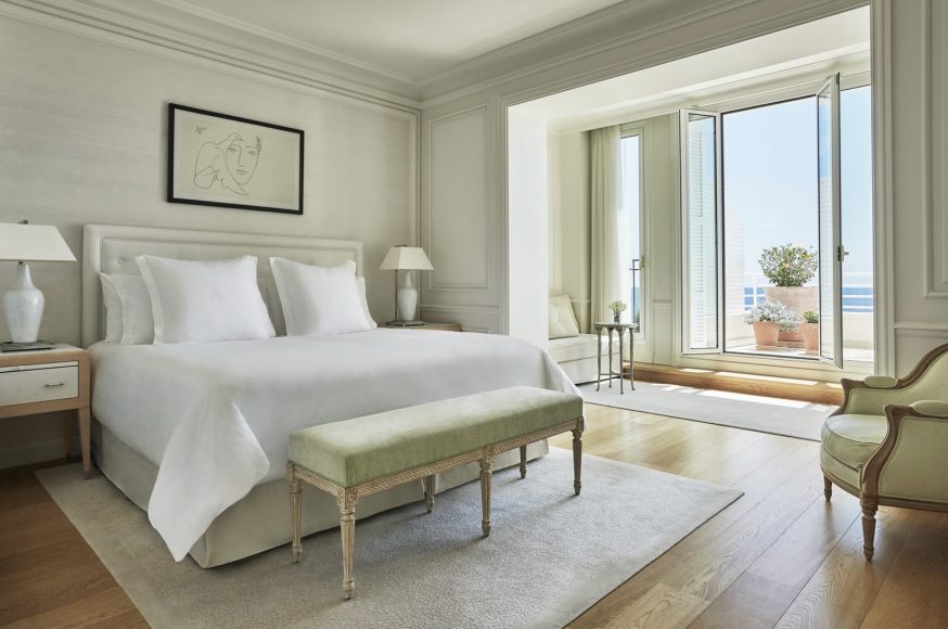 Four Seasons Le Grand-Hôtel du Cap-Ferrat Rooms palace sea view suite © Christian Horan