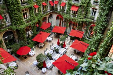 restaurant Plaza Athénée Paris Week-ends de rêve